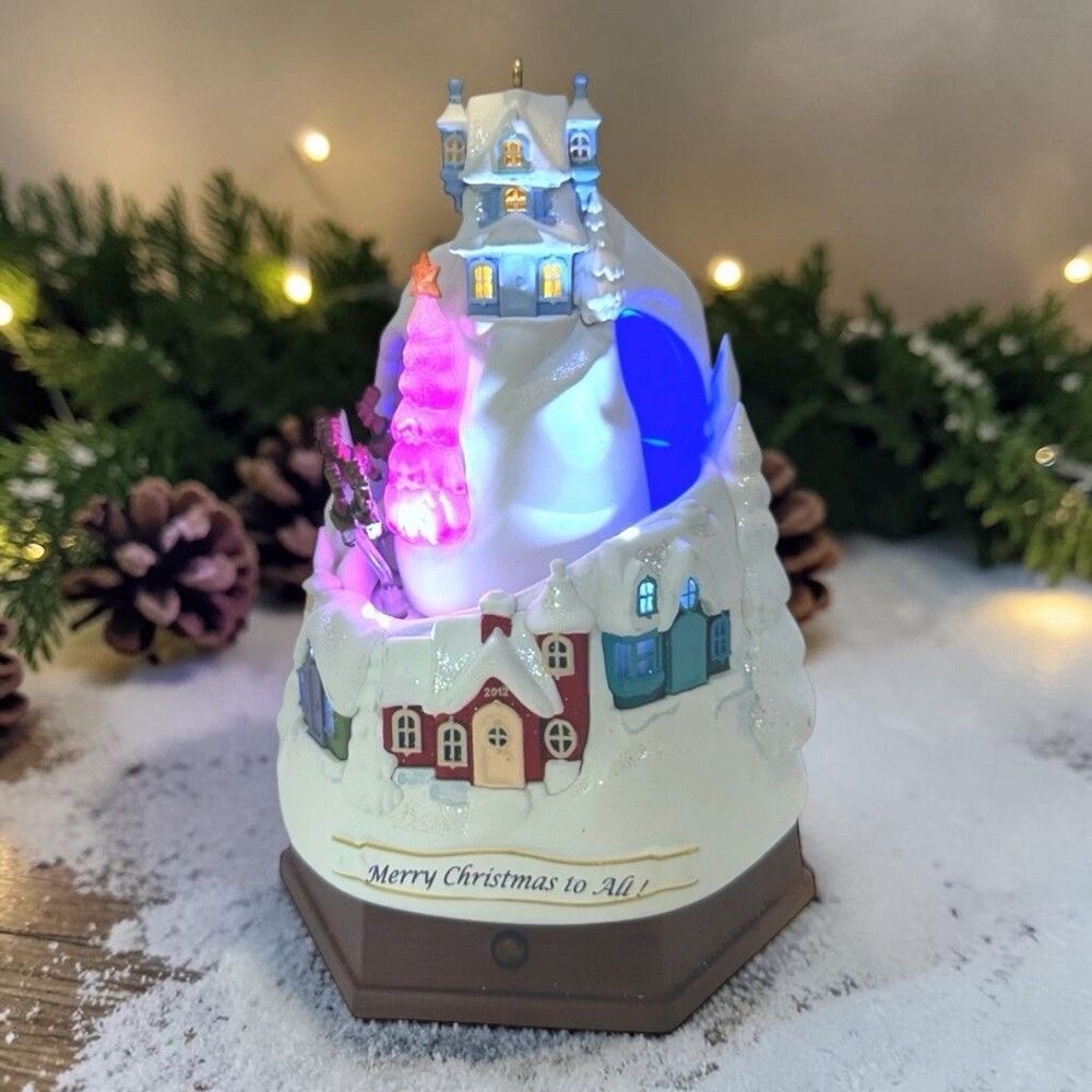Hallmark 2012 Merry Christmas to All Magic Ornament - Light Motion Sound TESTED
